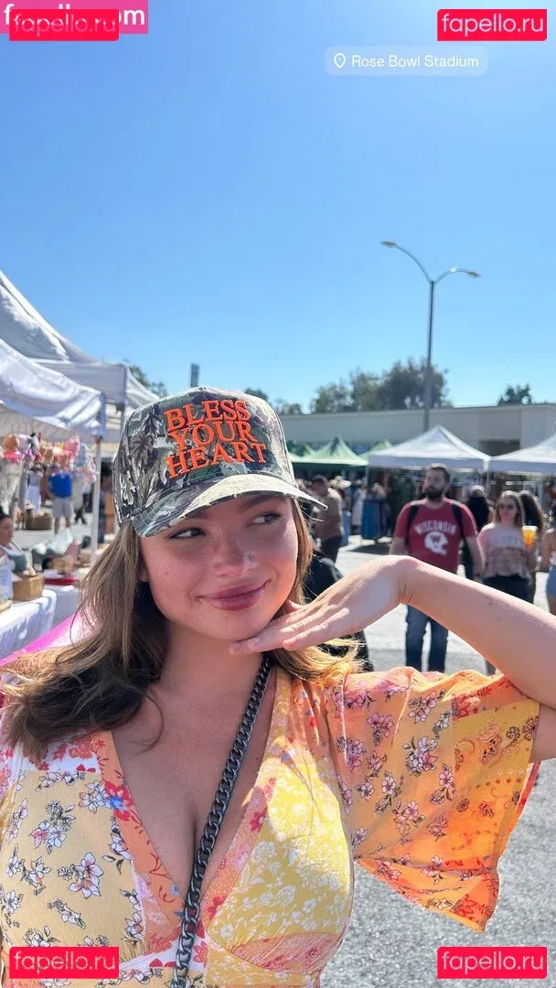 Natalie Alyn Lind Onlyfans Photo Gallery 