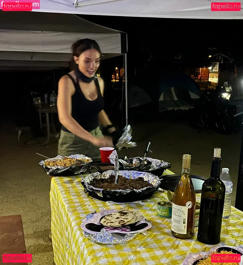 Natalie Alyn Lind Onlyfans Photo Gallery 