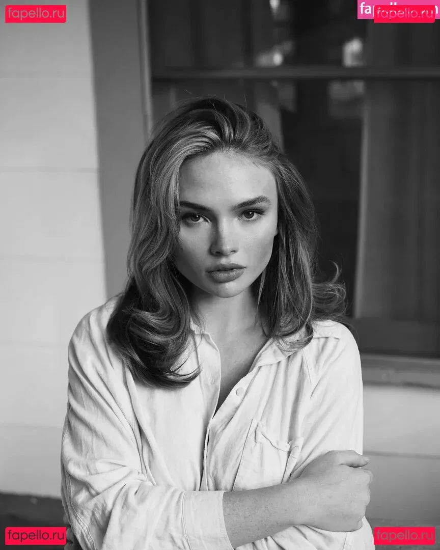 Natalie Alyn Lind Onlyfans Photo Gallery 