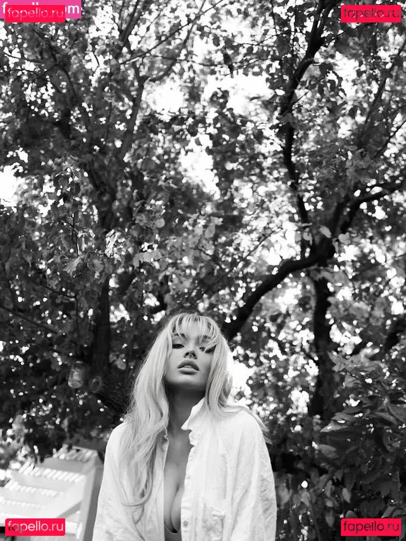Natalie Alyn Lind Onlyfans Photo Gallery 