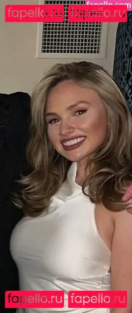 Natalie Alyn Lind Onlyfans Photo Gallery 