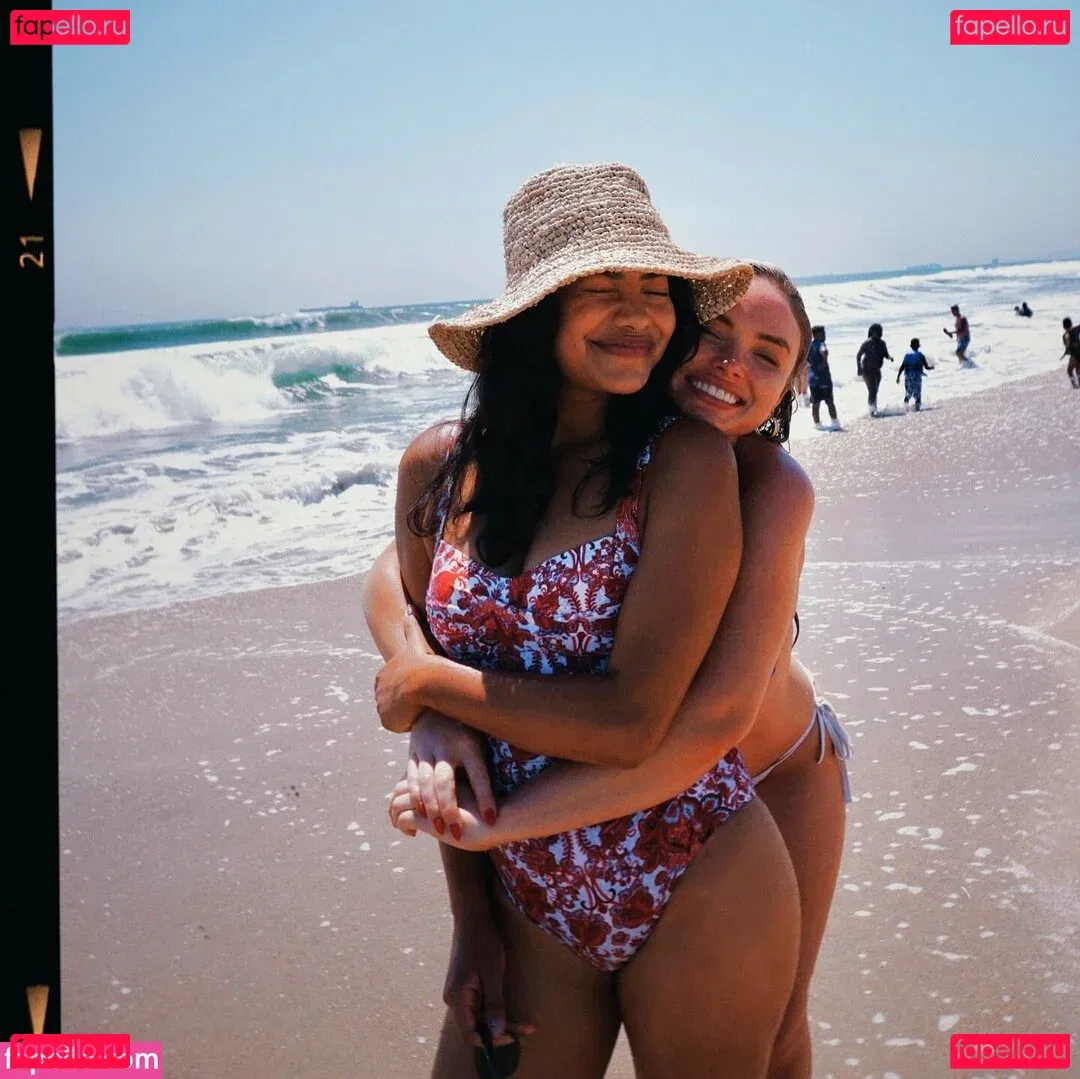 Natalie Alyn Lind Onlyfans Photo Gallery 