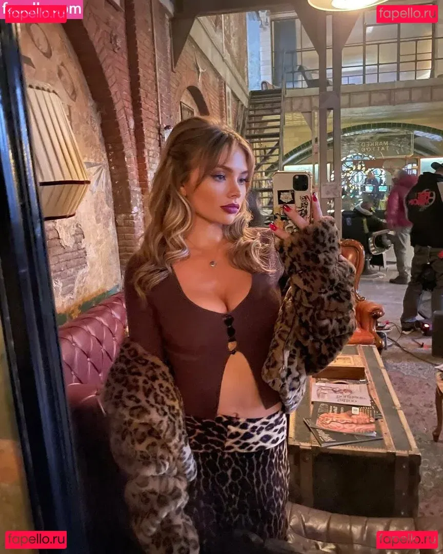 Natalie Alyn Lind Onlyfans Photo Gallery 