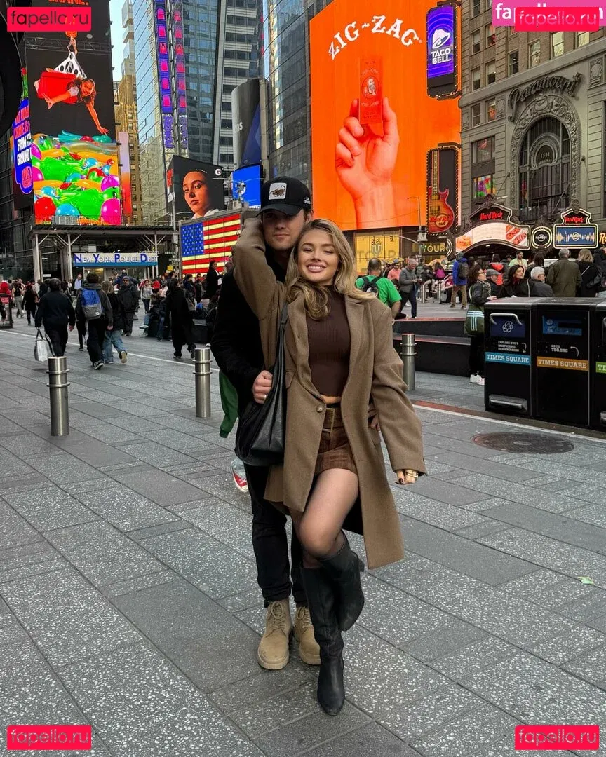 Natalie Alyn Lind Onlyfans Photo Gallery 