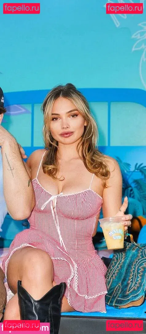 Natalie Alyn Lind Onlyfans Photo Gallery 