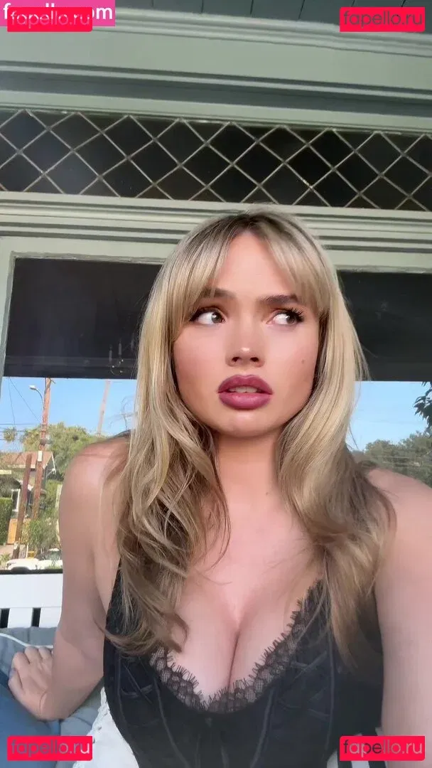 Natalie Alyn Lind Onlyfans Photo Gallery 