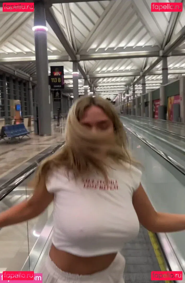 Natalie Alyn Lind Onlyfans Photo Gallery 