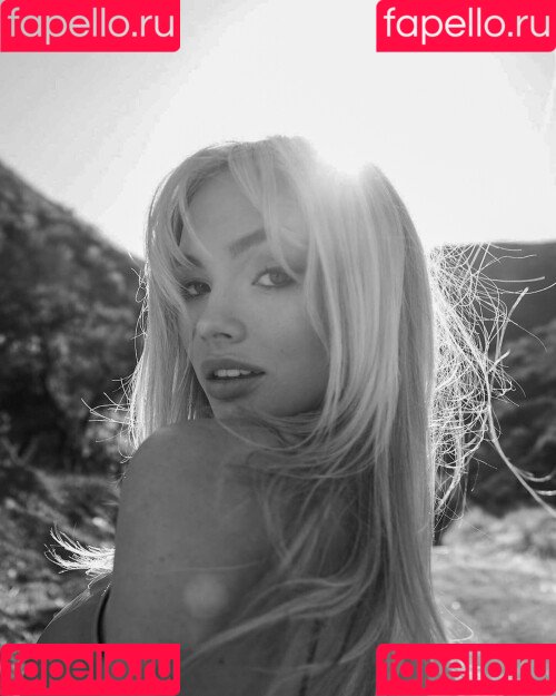 Natalie Alyn Lind Onlyfans Photo Gallery 