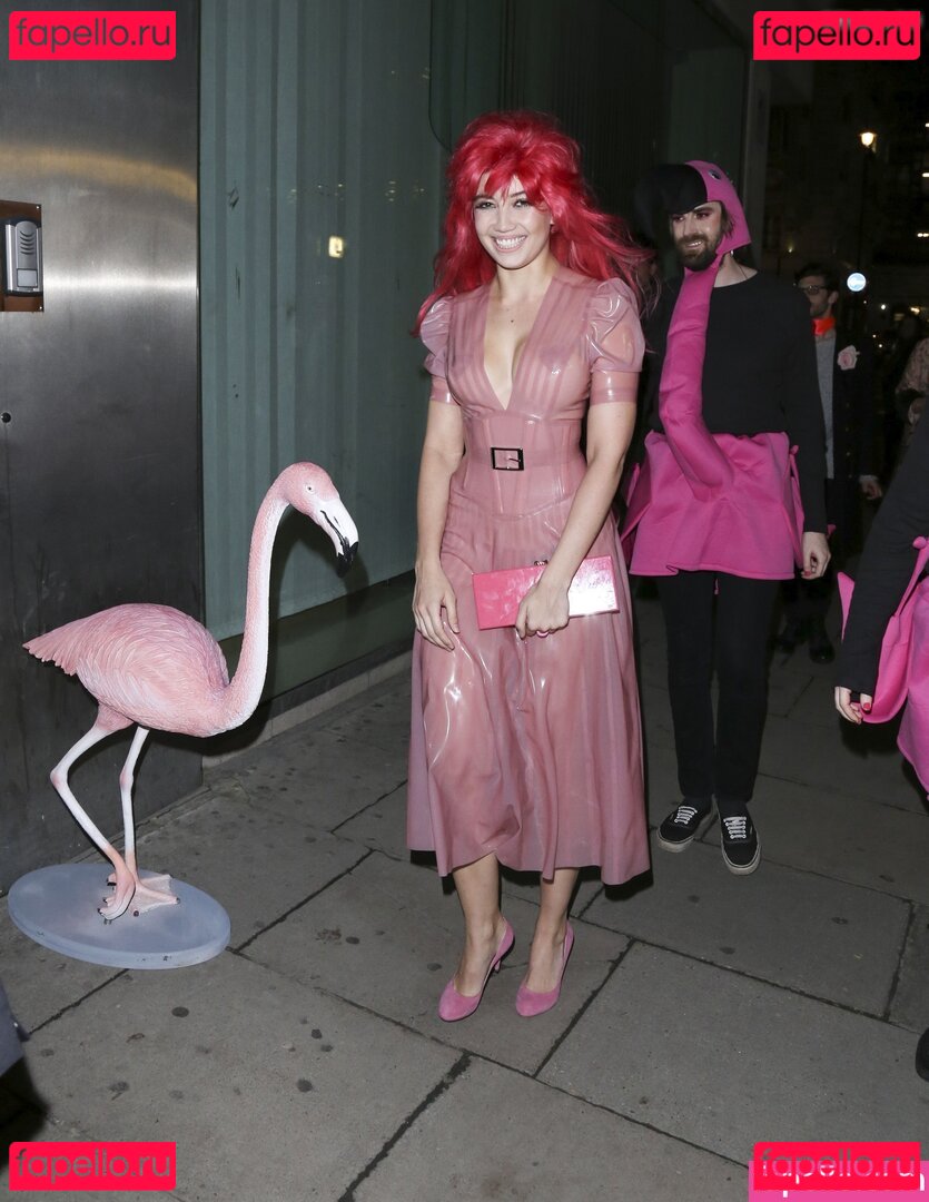 Daisy Lowe / daisylowe Onlyfans Photo Gallery 