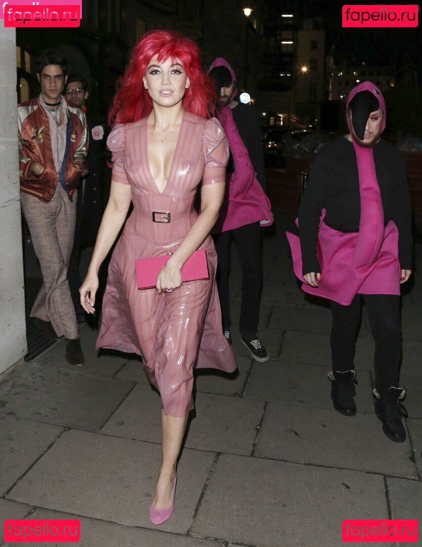 Daisy Lowe / daisylowe Onlyfans Photo Gallery 