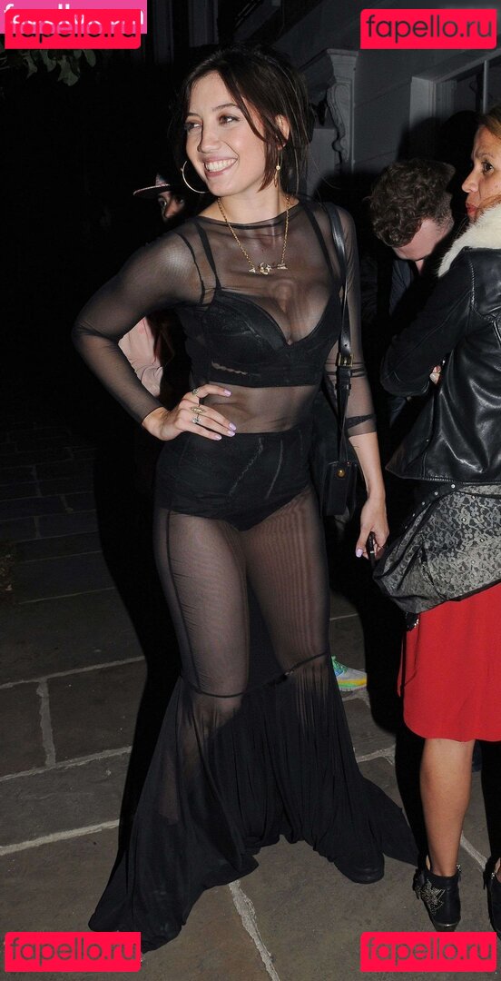 Daisy Lowe / daisylowe Onlyfans Photo Gallery 