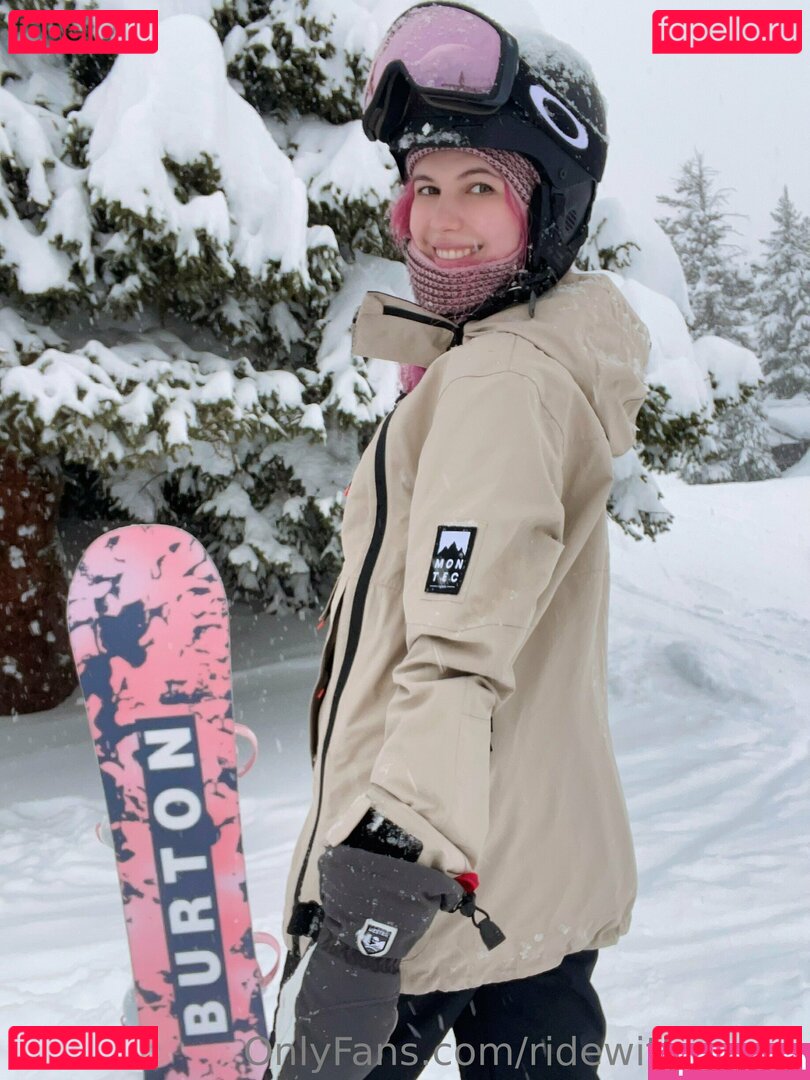 awesomexcarms / ridewithcarms / ridingwithcarms Onlyfans Photo Gallery 