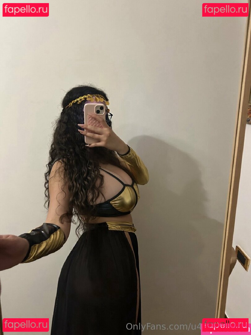 cutestzelia / zeliaorient Onlyfans Photo Gallery 