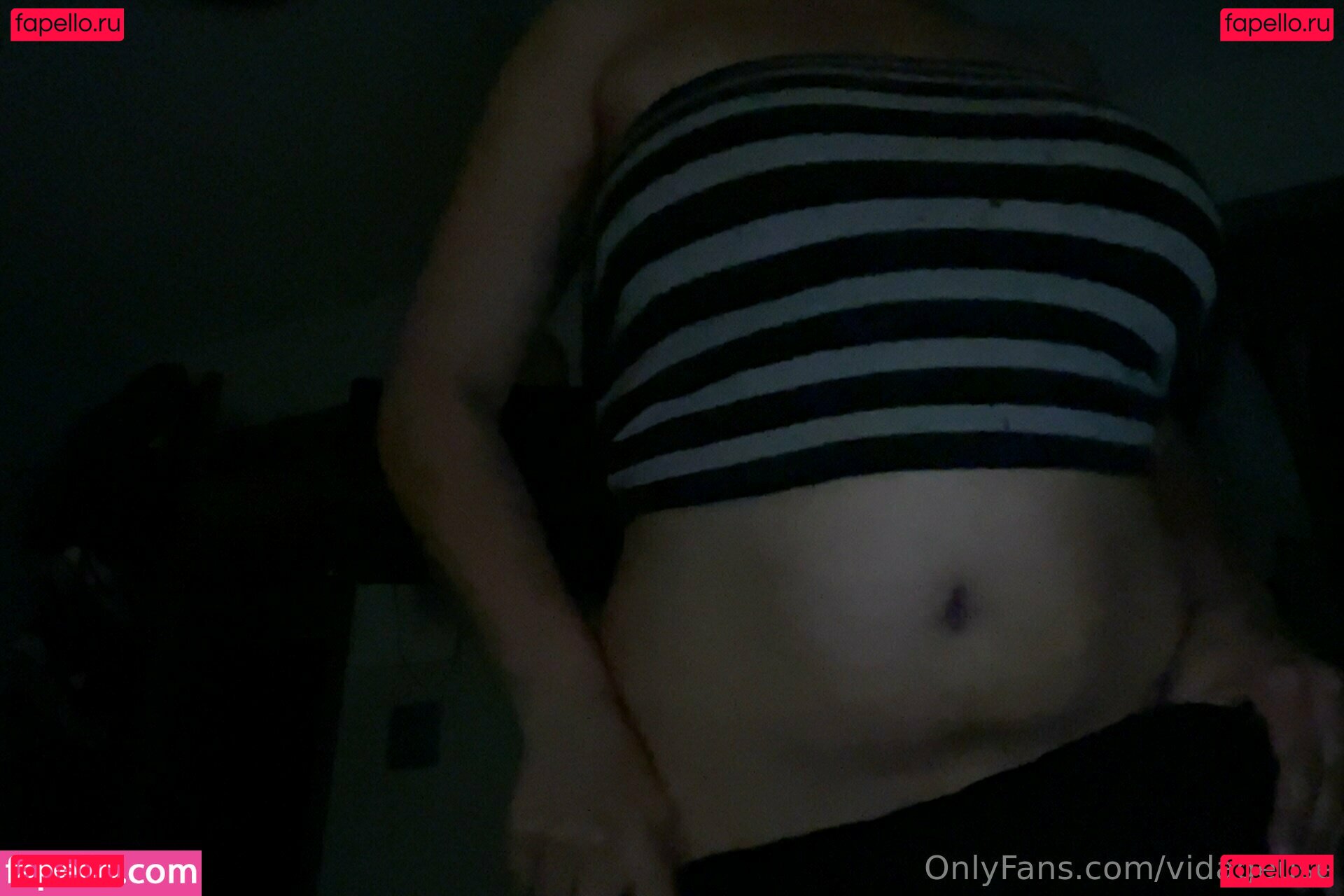 vidageuse / vira.memes Onlyfans Photo Gallery 