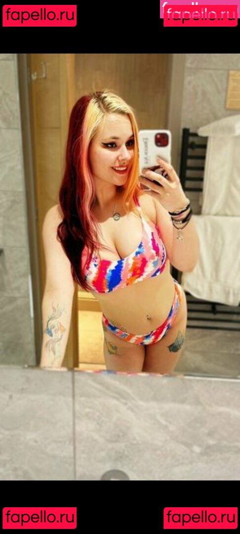 Dog Biscuits / treathuntersau Onlyfans Photo Gallery 