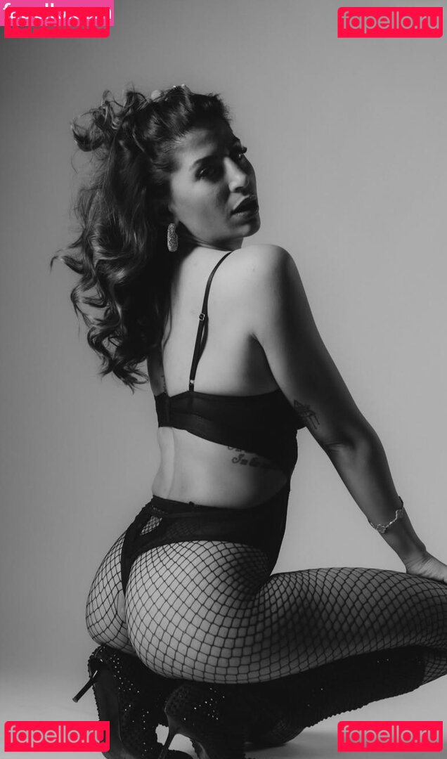 Eva Benetatou / evabenetatou / evanthia_benetatou / evanthiabenetatou Nude Onlyfans Photo 146