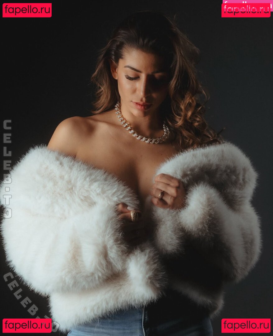 Eva Benetatou / evabenetatou / evanthia_benetatou / evanthiabenetatou Nude Onlyfans Photo 32