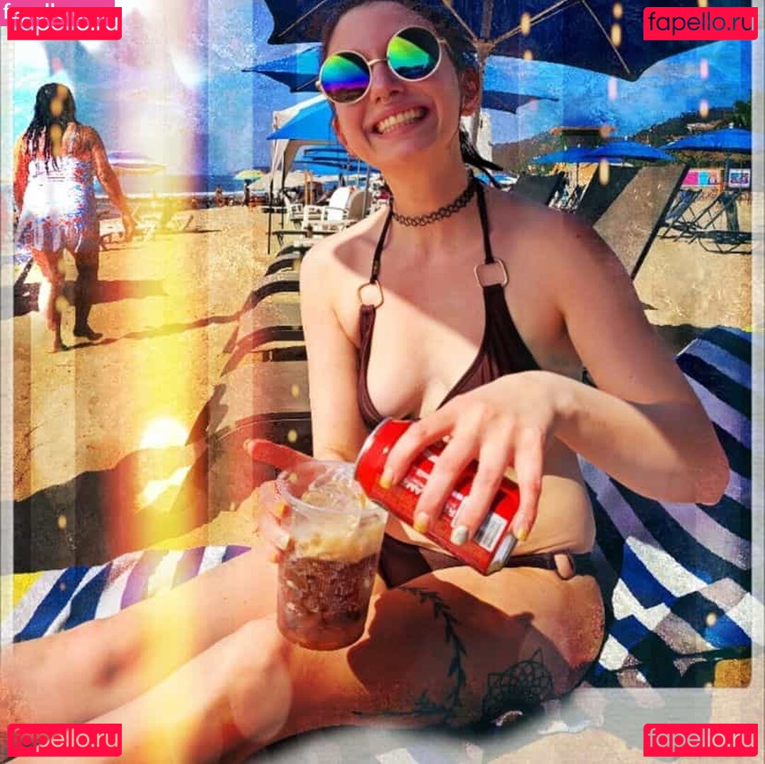 missdizzum Onlyfans Photo Gallery 