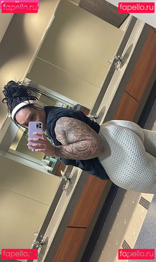 Tall Spice / officialbigbodybae / yamazon Onlyfans Photo Gallery 