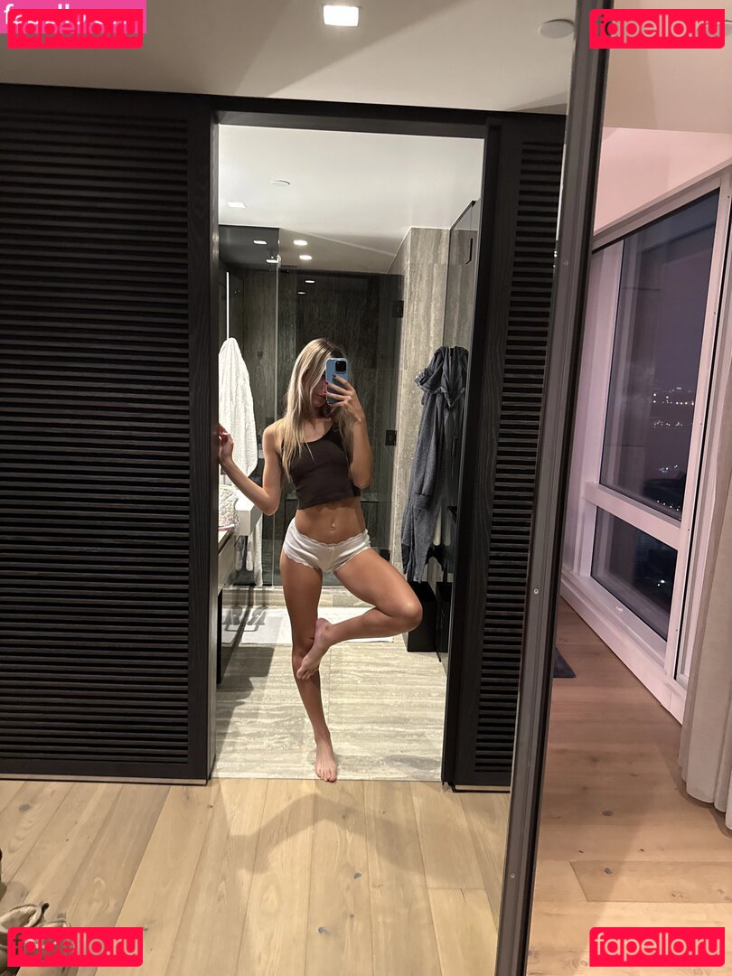 Emily Legler / emily.legler Onlyfans Photo Gallery 