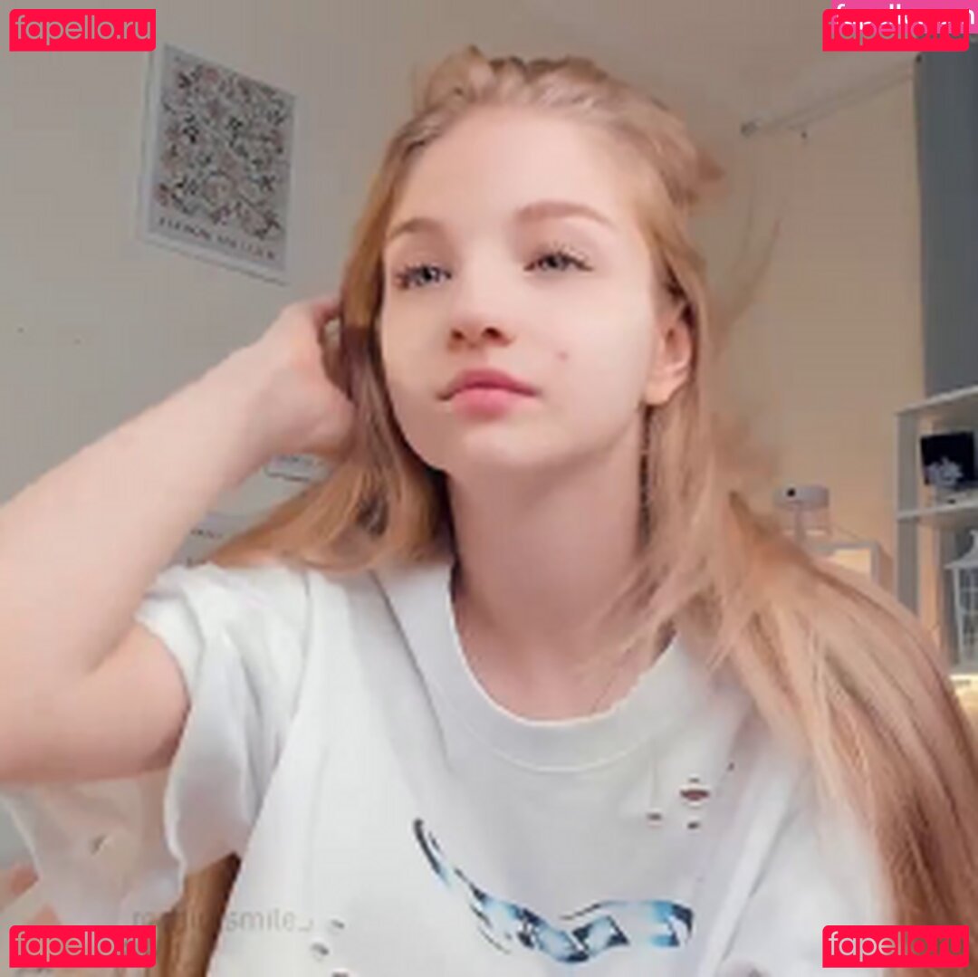 YuNabif / _magic_smile_ / magicsmile Onlyfans Photo Gallery 