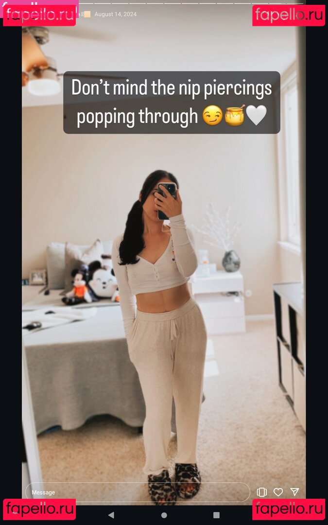 Megan Bllair / Megluv59 Onlyfans Photo Gallery 