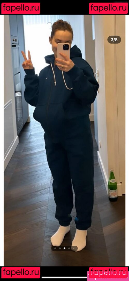 Louisa Jindaoui / jindaouis / linlouuu Onlyfans Photo Gallery 