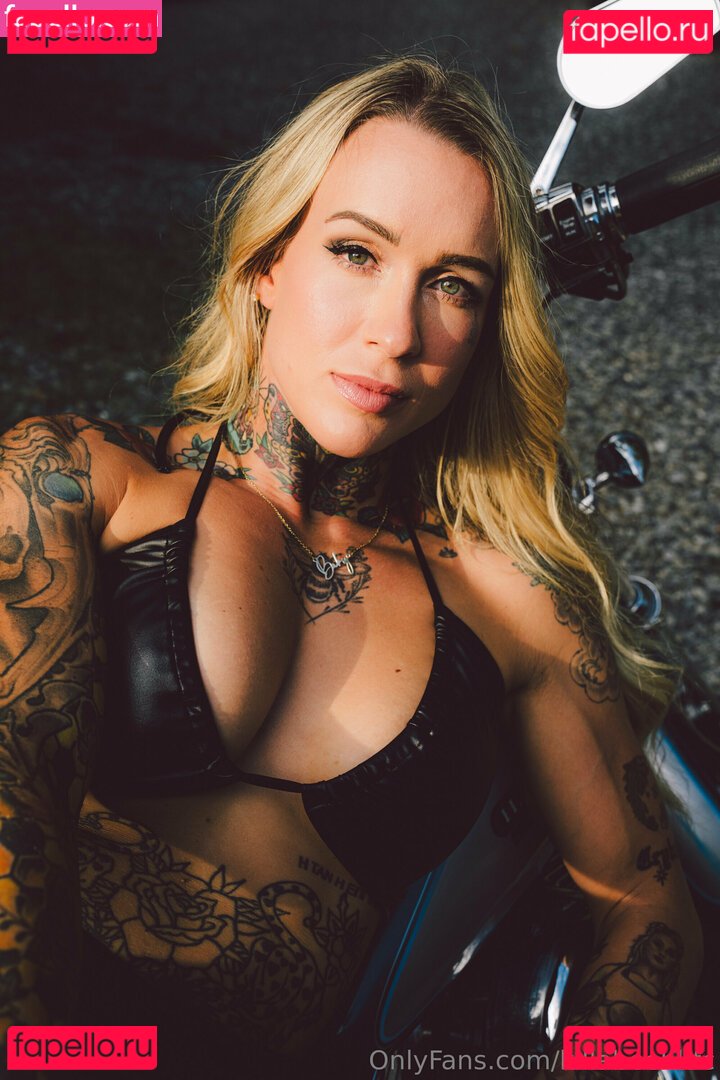 killabeebkfc / taywstarling Onlyfans Photo Gallery 