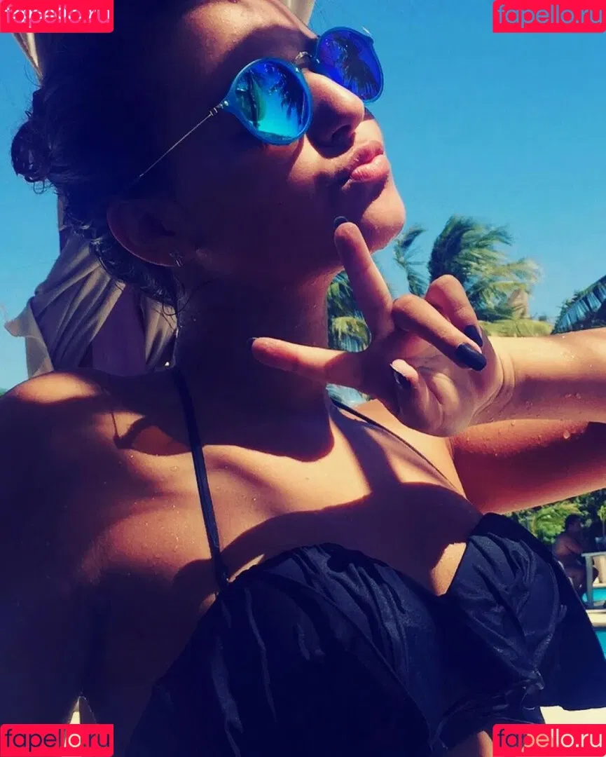 Roberta Carbonari Muzy Onlyfans Photo Gallery 