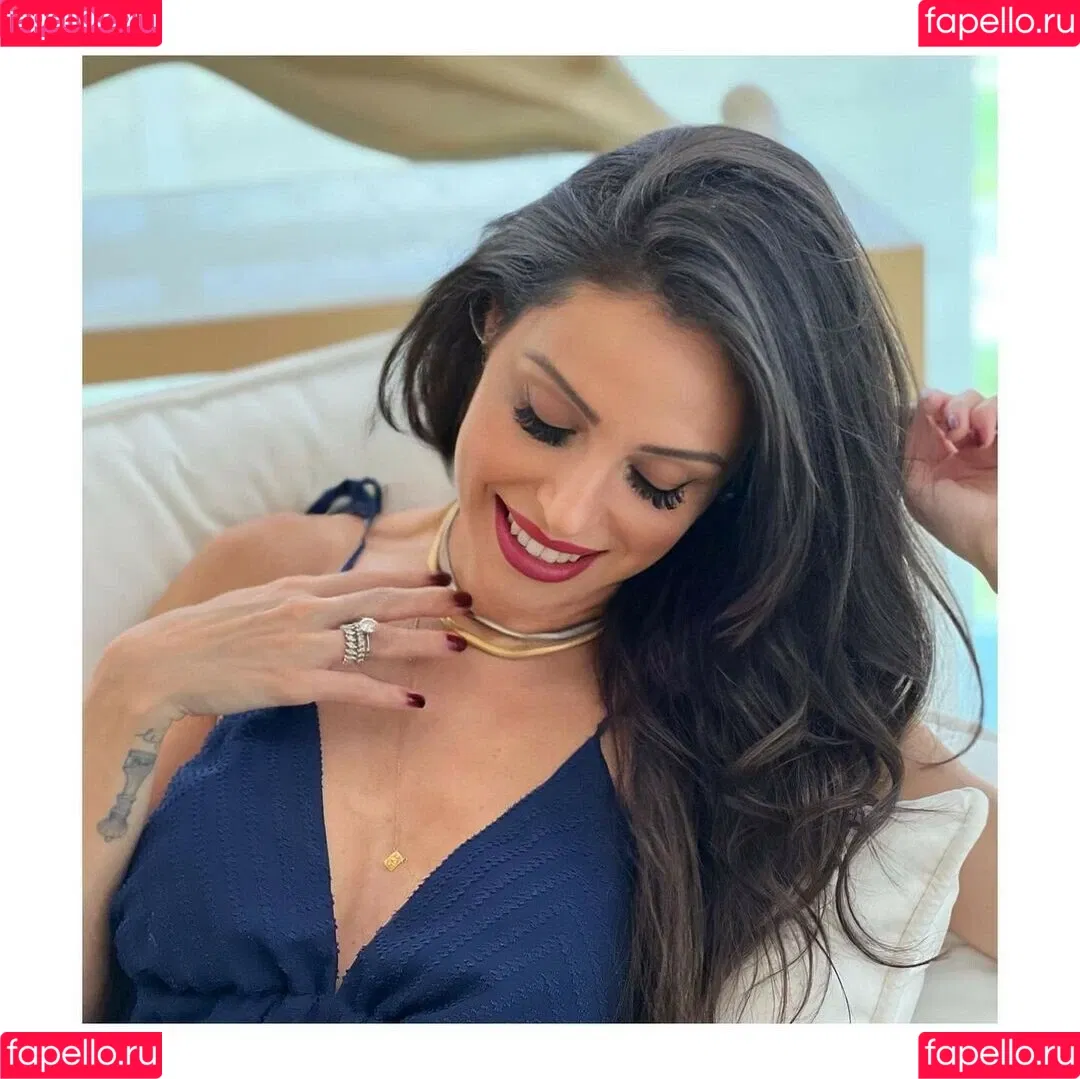 Roberta Carbonari Muzy Onlyfans Photo Gallery 