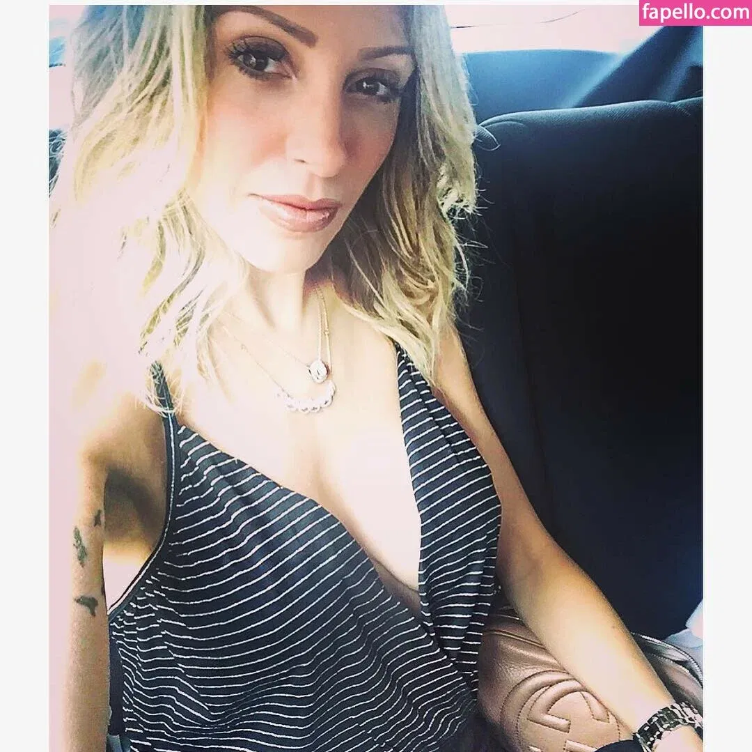 Roberta Carbonari Muzy Onlyfans Photo Gallery 