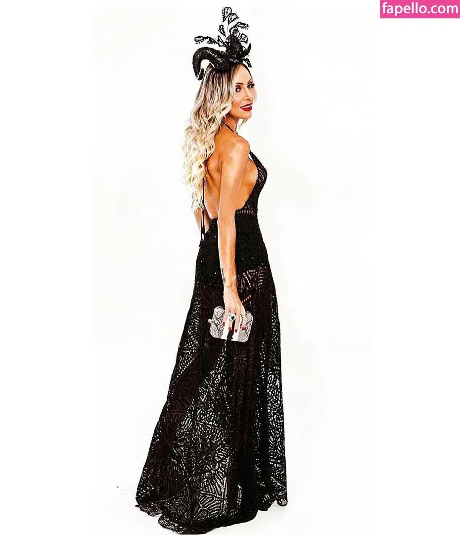 Roberta Carbonari Muzy Onlyfans Photo Gallery 