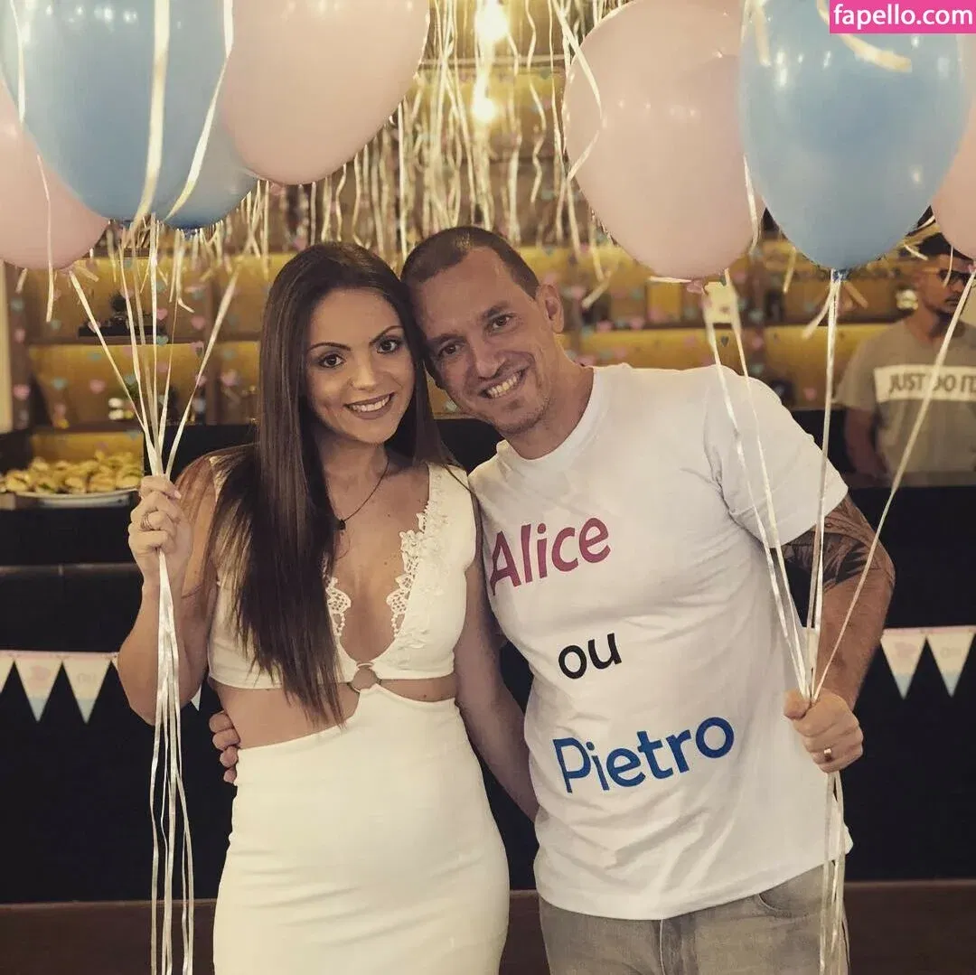 Roberta Carbonari Muzy Onlyfans Photo Gallery 