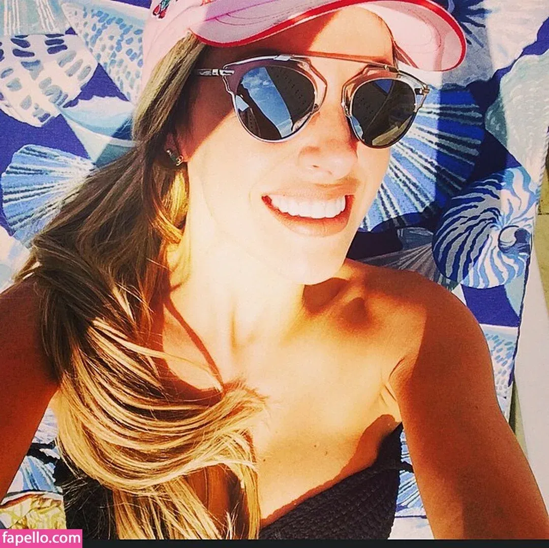 Roberta Carbonari Muzy Onlyfans Photo Gallery 