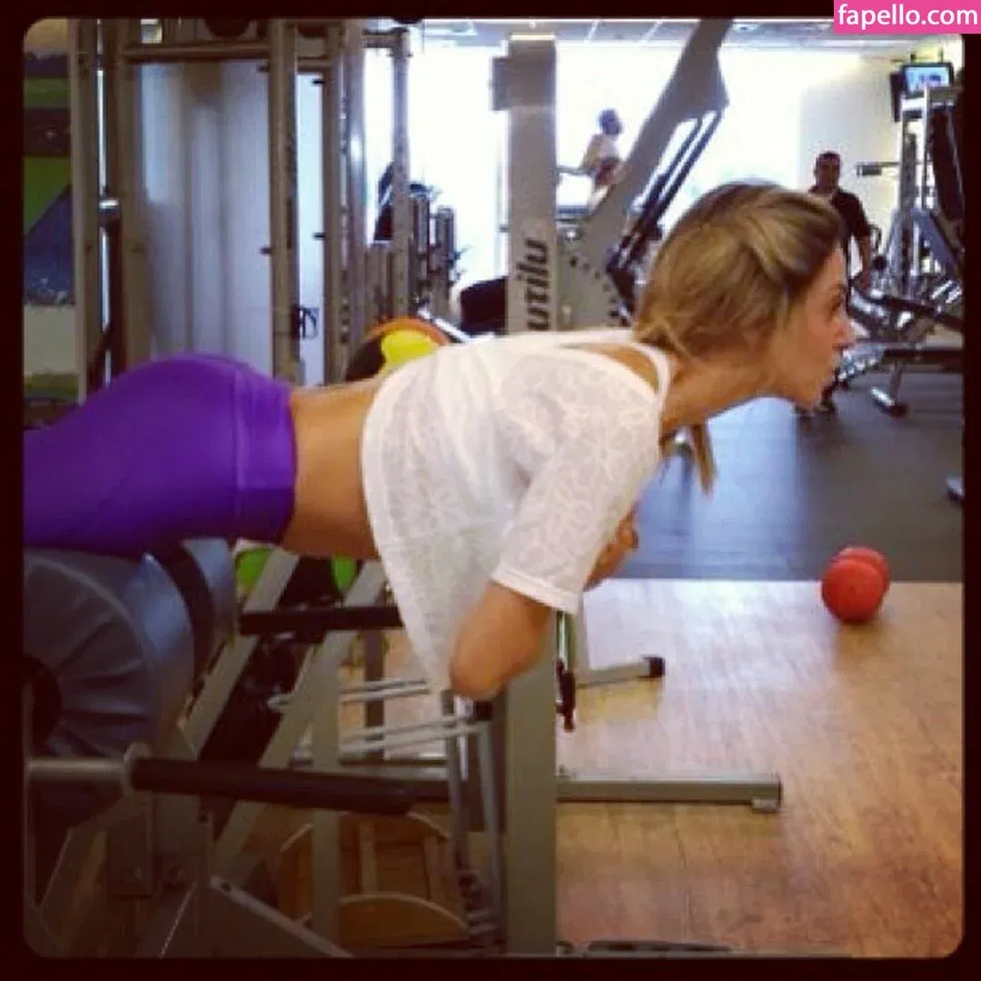 Roberta Carbonari Muzy Onlyfans Photo Gallery 