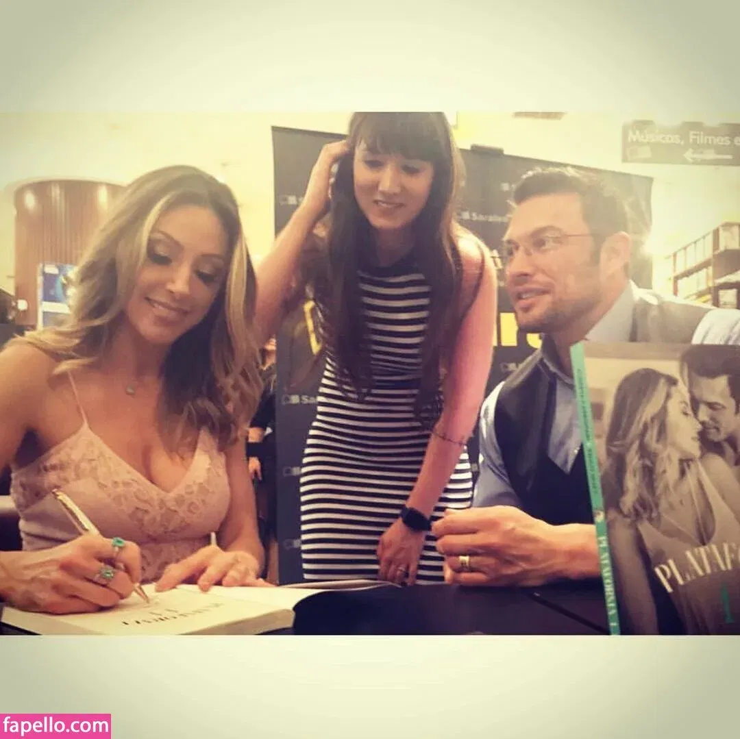 Roberta Carbonari Muzy Onlyfans Photo Gallery 