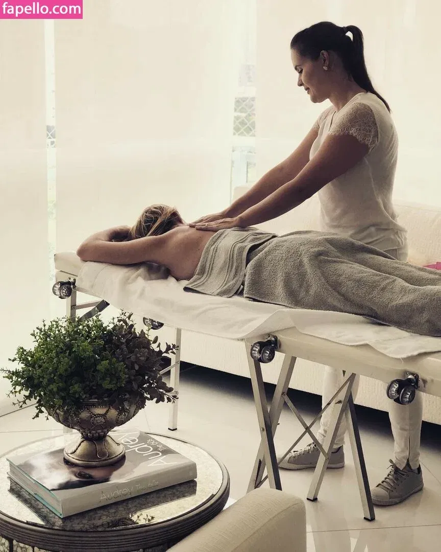 Roberta Carbonari Muzy Onlyfans Photo Gallery 