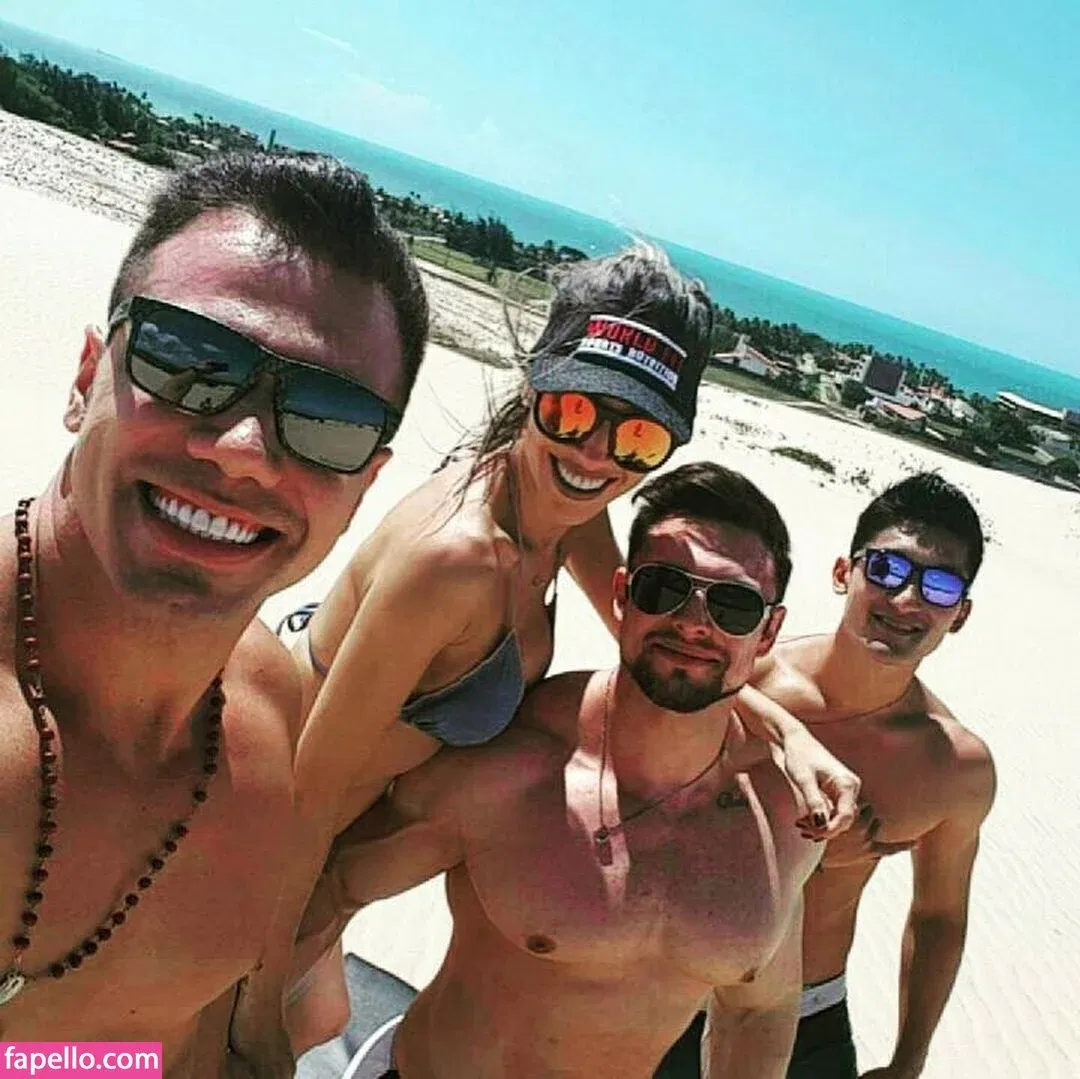 Roberta Carbonari Muzy Onlyfans Photo Gallery 