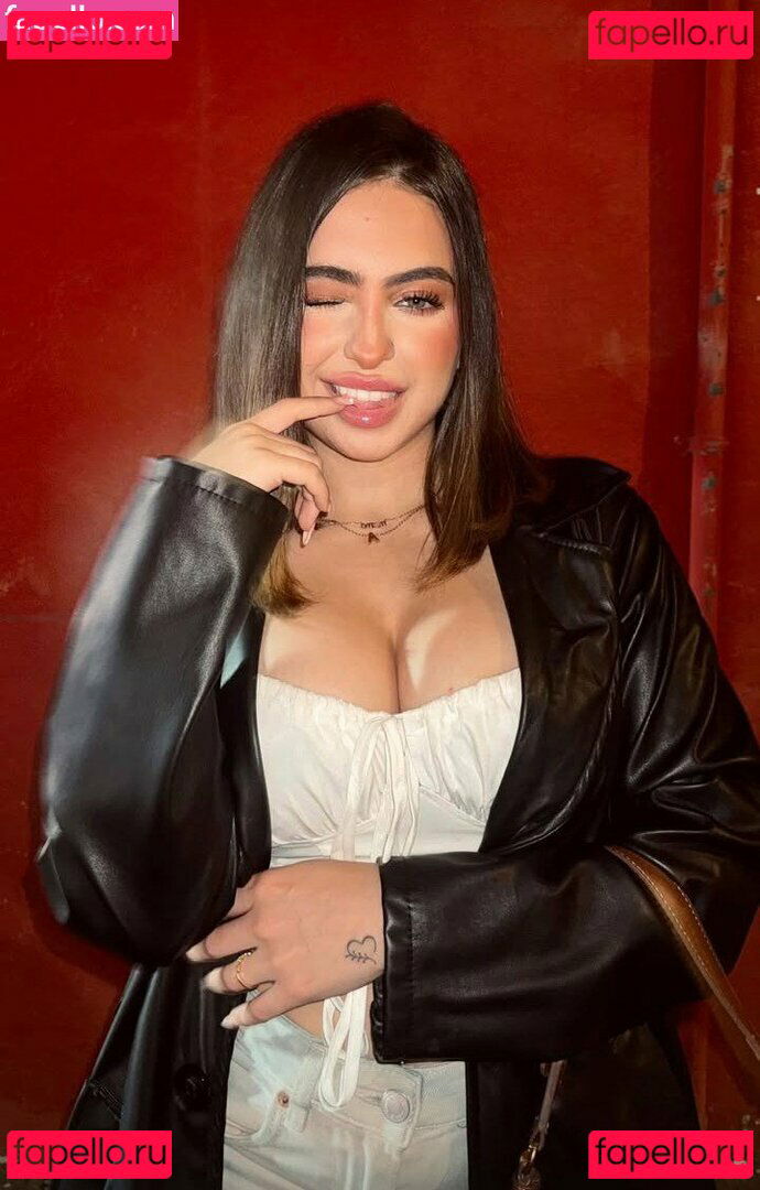 Marina Rivers / _riverss_ Onlyfans Photo Gallery 