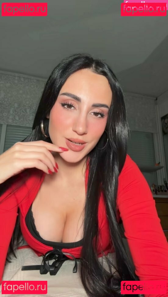 Marina Rivers / _riverss_ Onlyfans Photo Gallery 