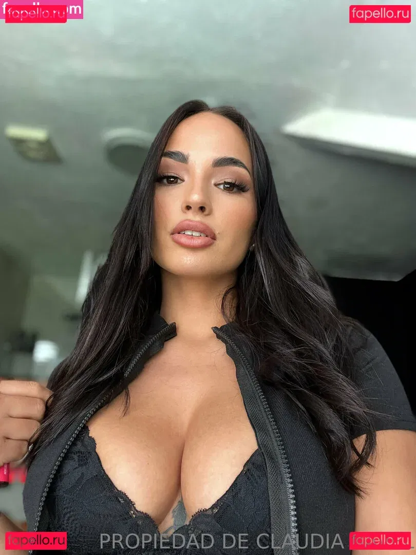 claudiabavel Onlyfans Photo Gallery 