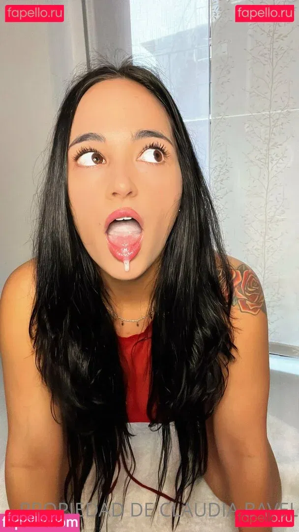 claudiabavel Onlyfans Photo Gallery 
