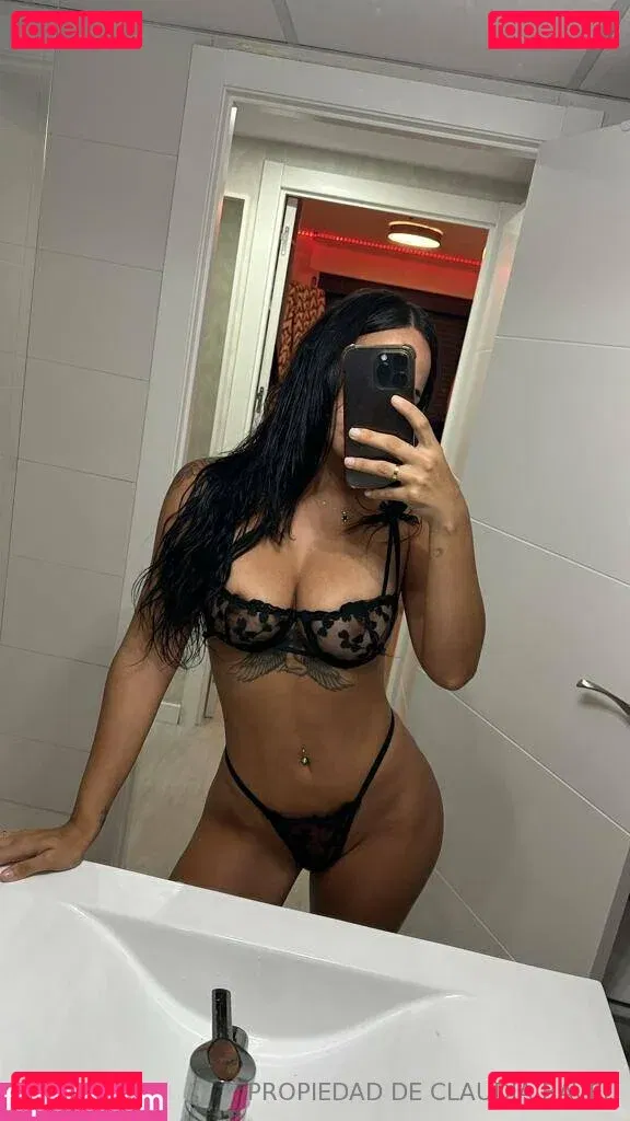 claudiabavel Onlyfans Photo Gallery 