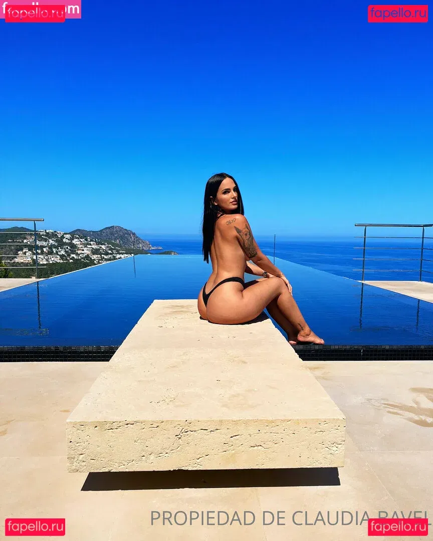 claudiabavel Onlyfans Photo Gallery 
