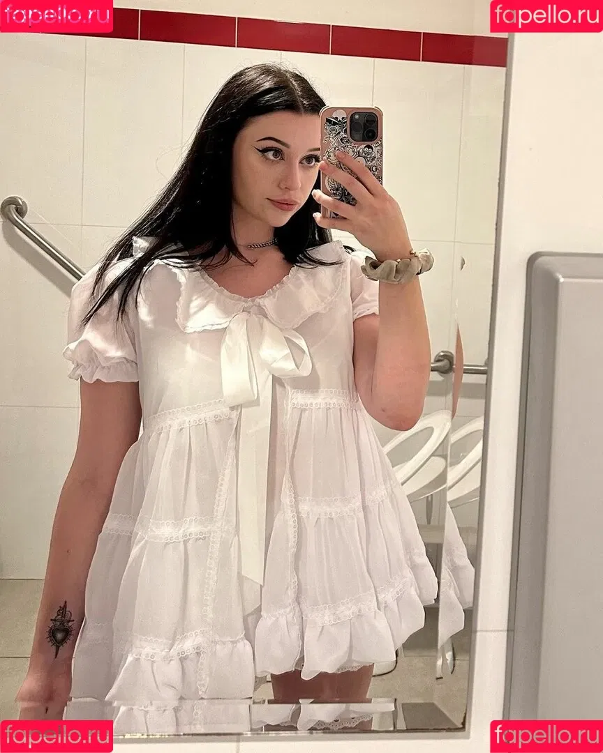 LivBev Onlyfans Photo Gallery 