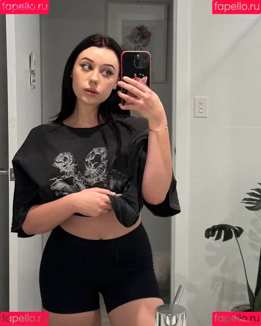 LivBev Onlyfans Photo Gallery 