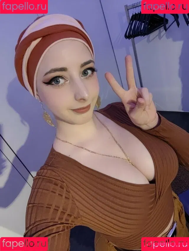 Mikomi Hokina Onlyfans Photo Gallery 