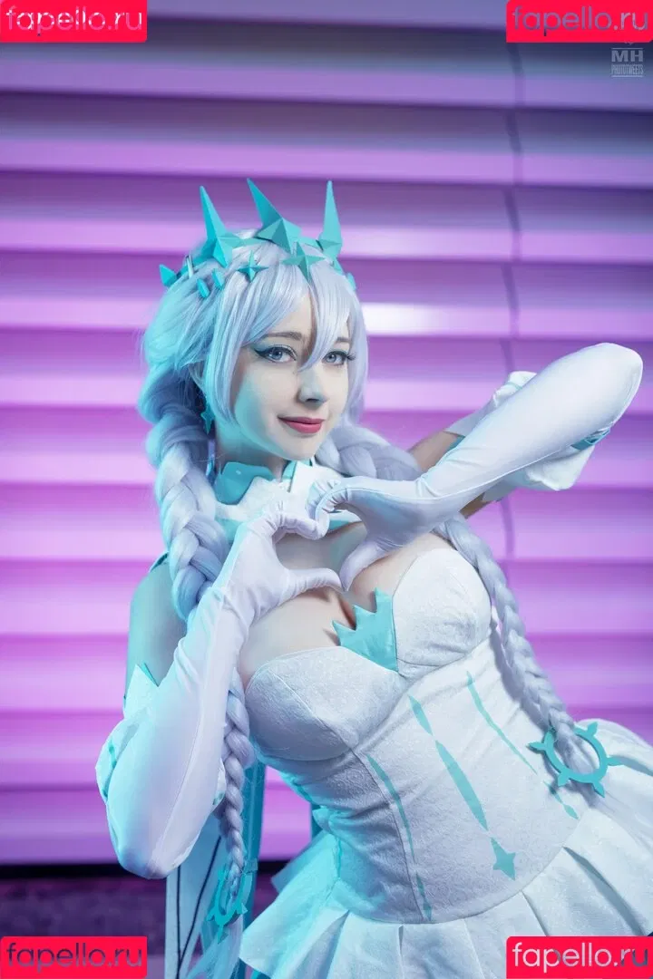 Mikomi Hokina Onlyfans Photo Gallery 