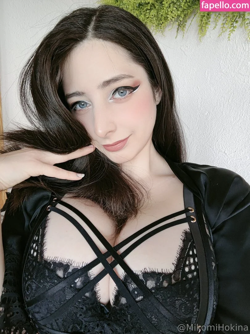 Mikomi Hokina Onlyfans Photo Gallery 