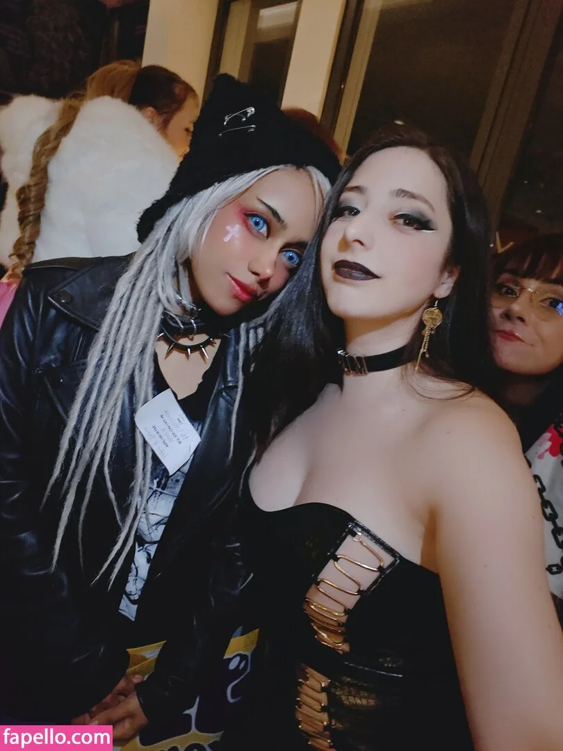 Mikomi Hokina Onlyfans Photo Gallery 